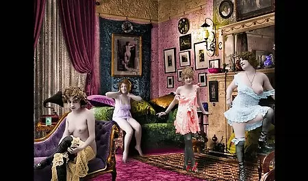 Tidur anak laki-laki video seks tante jilbab merindukan seks dengan gadis cantik...