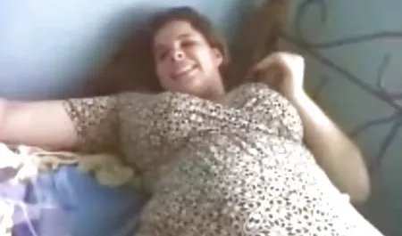 Subur milf Nikki wanita berjilbab bokep Sequoia ingin ayam anda di tengah malam