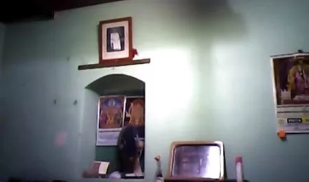 Gadis Sekolah jilbab mesum hot Menunjukkan On Cam