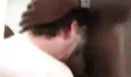 Horny video jilbab ngeseks guy Fucks istri saudaranya sampai mani muncrat