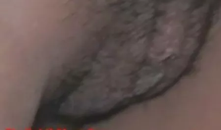 lucu boep jilbab pigtailed Nika mandi