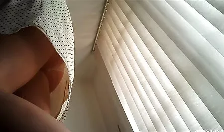DESI PASANGAN CAM wanita berjilbab nyepong SEKS
