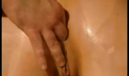 Bertukar tangan bokep anal jilbab berdiri