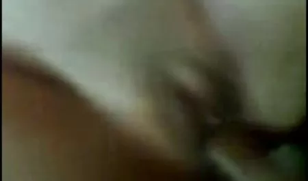 Natal anal video sex tante berjilbab pertama kali remaja Denise Martin